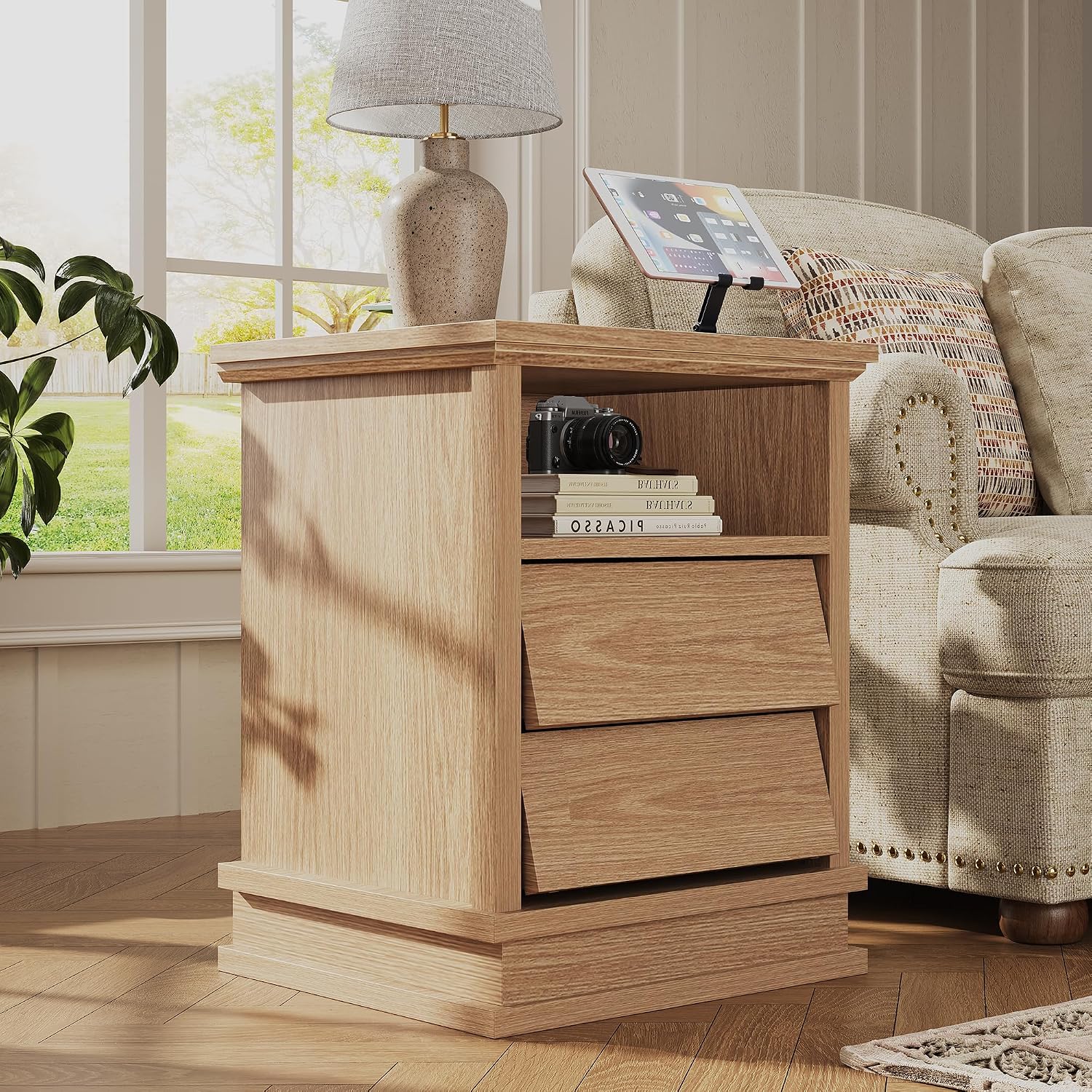 knoworld 18" Wide Nightstand with Charger Station ＆ 2 Drawers, Oak | Modern Night Stand with USB Ports and Outlets, End Table with Open Shelf, Storage Bedsides Table for Bedroom, Living Room